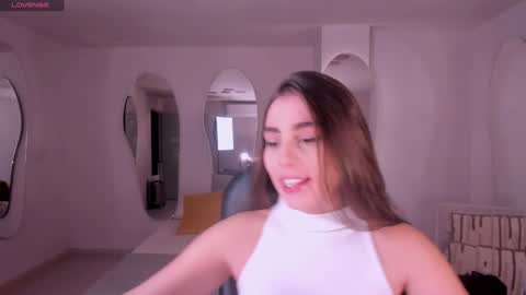 Dolcie  online show from December 31, 12:04 pm