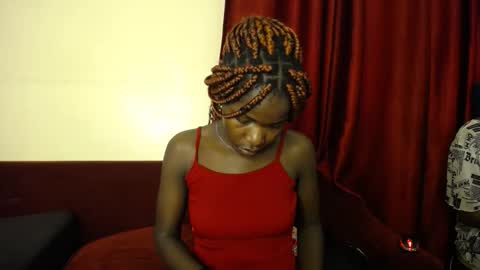 Snapshot of doll4daddy chatting on September 18, 5:39 am Lina online show from September 18, 5:39 am