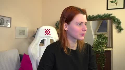 Your doll Lesli online show from January 26, 2:30 pm