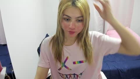 doll_oriana online show from January 12, 1:11 am