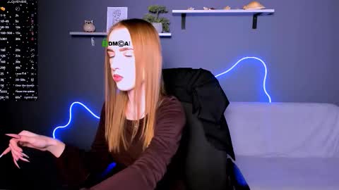 doll_vey online show from September 14, 7:12 pm