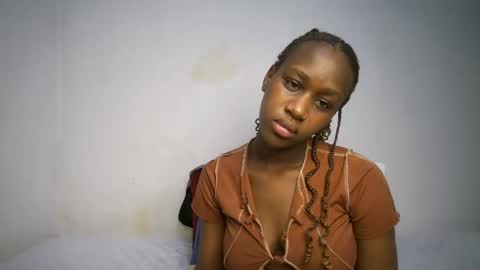 dollberry online show from February 6, 5:51 pm