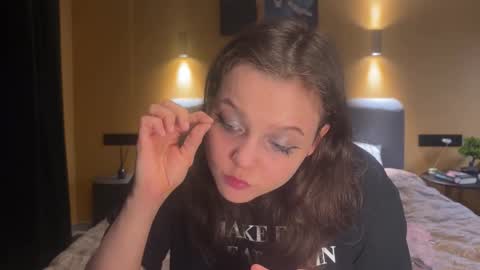 Charlotte online show from October 31, 7:51 pm