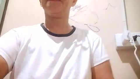 dolly926661 online show from July 20, 12:29 pm