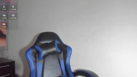 dolly_boob online show from July 7, 6:47 am