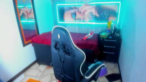 dolly_boob online show from December 20, 5:11 am