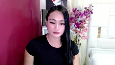 YUMEE online show from February 13, 8:27 am