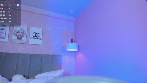 Call me Zoe  online show from September 28, 12:28 am