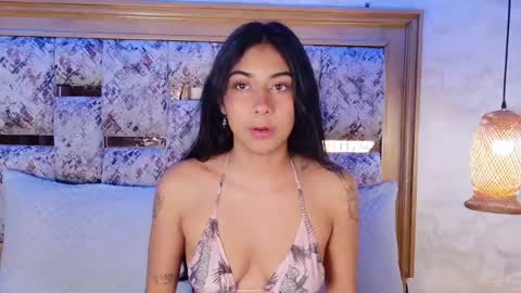 dollydarla online show from May 30, 11:41 am