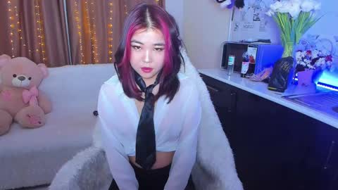 Snapshot of dollyiaa chatting on March 2, 1:47 am Dollya online show from March 2, 1:47 am