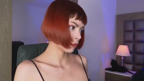 Dolly online show from November 6, 8:26 pm