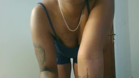 Snapshot of domecesy chatting on October 13, 12:41 pm Amarie noels online show from October 13, 12:41 pm