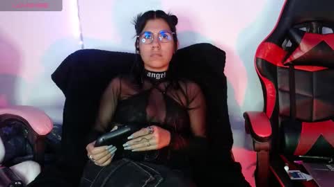 Snapshot of domina_lia chatting on December 28, 3:26 am Domina Lia online show from December 28, 3:26 am