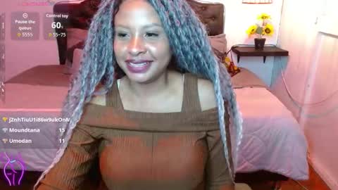 Snapshot of domink_gilr chatting on October 17, 11:19 pm D O M I N K online show from October 17, 11:19 pm