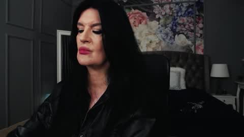 Snapshot of dommelisa chatting on October 2, 8:36 pm Dom Melisa online show from October 2, 8:36 pm