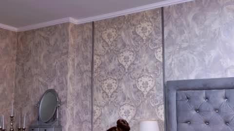 Donna online show from April 8, 6:43 pm