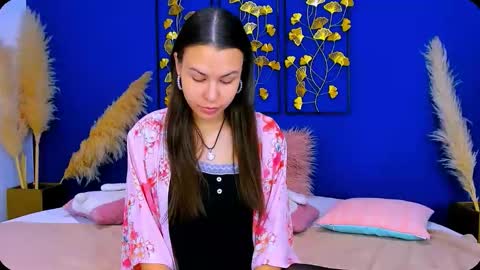 Snapshot of donna_won chatting on October 11, 8:44 pm Donna Won online show from October 11, 8:44 pm