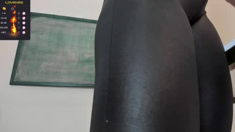 Paula DiazGMT-5 0730 - 1400 online show from March 3, 11:47 am