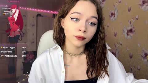 Nicole online show from December 19, 7:07 pm