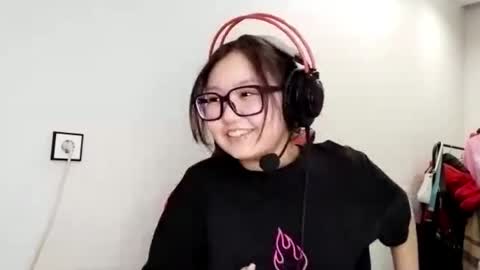 donya online show from March 3, 5:30 pm