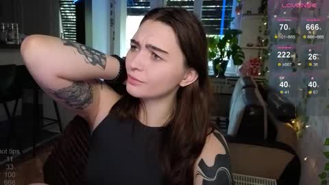 Alice online show from October 26, 7:48 am