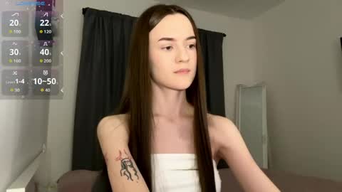 Alice online show from April 18, 1:19 am