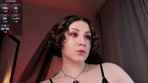Snapshot of doublee_trouble chatting on February 8, 8:42 pm Eva or Goddess online show from February 8, 8:42 pm