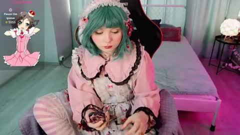 Draculaura online show from May 30, 11:08 am