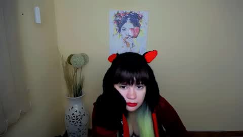 Snapshot of dream_caster_ chatting on October 13, 6:49 am dream caster online show from October 13, 6:49 am