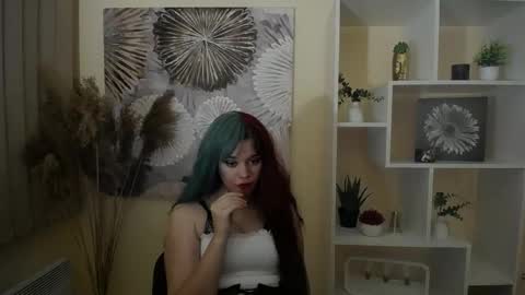 Snapshot of dream_caster_ chatting on October 18, 11:02 am dream caster online show from October 18, 11:02 am