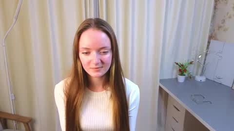 Hello im Leya online show from November 10, 5:19 pm