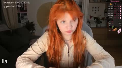 Snapshot of dreamysoul chatting on September 22, 11:03 pm my name is Lia online show from September 22, 11:03 pm