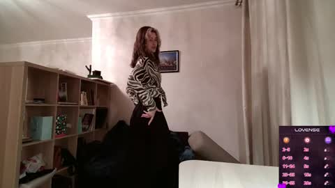 Dia online show from March 5, 3:30 pm