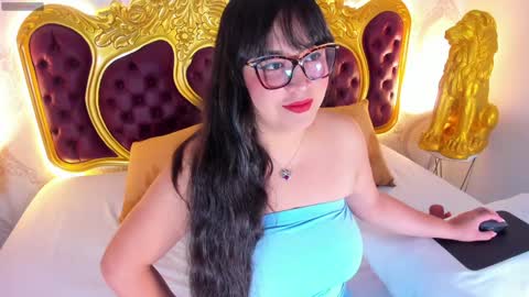 Snapshot of dulce_26_ chatting on January 27, 5:04 pm Lucy online show from January 27, 5:04 pm
