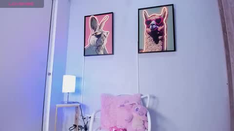 dulce__fiore07 online show from February 13, 1:35 pm