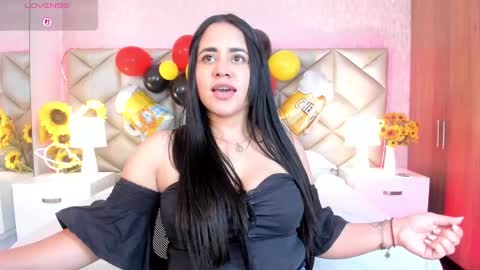 Snapshot of dulce_hiil_ chatting on September 29, 8:25 pm Monday 5-2 am From Tuesday to Friday5-1 am Colombia time online show from September 29, 8:25 pm