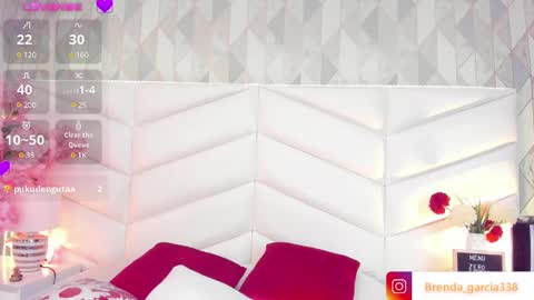 Snapshot of dulce_hiil_ chatting on December 21, 12:42 am Monday 5-2 am From Tuesday to Friday5-1 am Colombia time online show from December 21, 12:42 am