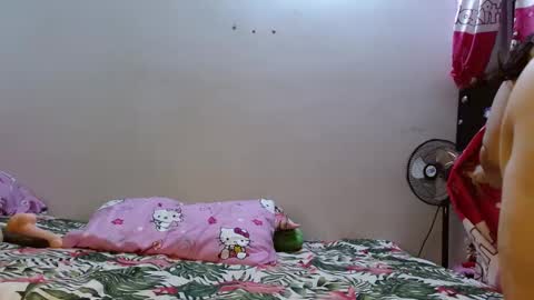 Snapshot of dulce_mmaria chatting on February 19, 12:55 pm dulce online show from February 19, 12:55 pm
