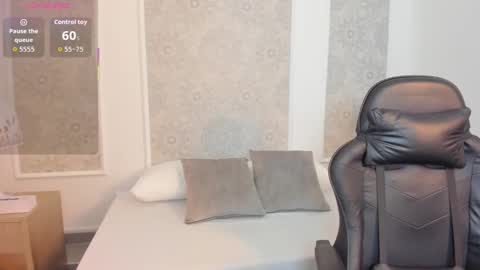 N A T Y online show from November 2, 2:15 am