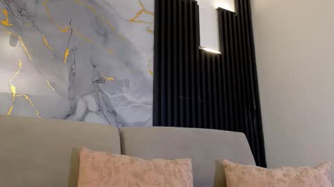 Dulce online show from February 5, 7:00 am