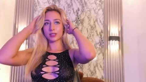 Snapshot of dulcinea_2 chatting on October 9, 9:19 pm dulcinea 2 online show from October 9, 9:19 pm