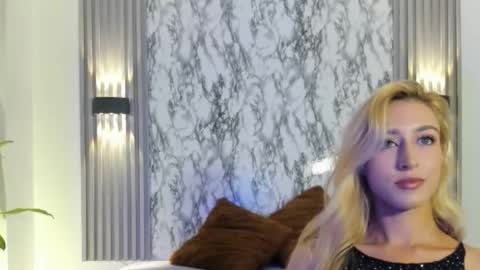 Snapshot of dulcinea_2 chatting on October 8, 9:08 pm dulcinea 2 online show from October 8, 9:08 pm