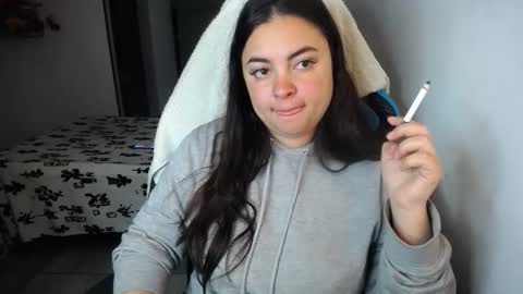 Snapshot of dumont_model chatting on October 16, 8:06 am Nicole online show from October 16, 8:06 am