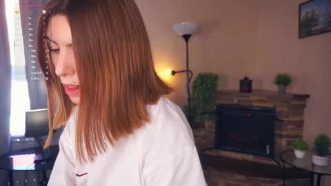 Emma online show from October 3, 7:02 am