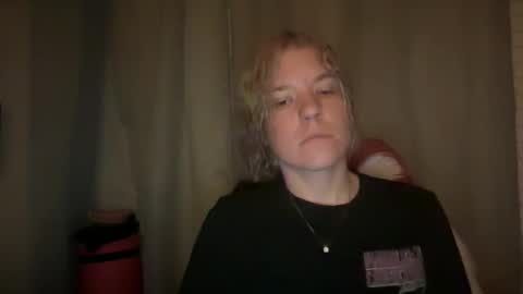 Snapshot of ebony8ivory chatting on October 2, 12:48 am americnbarbie online show from October 2, 12:48 am
