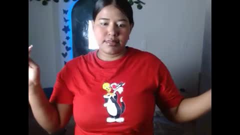 ebony_luna1 online show from April 17, 1:24 pm