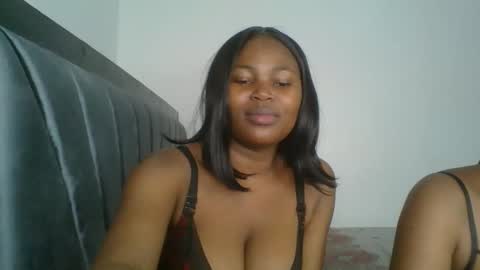 Snapshot of ebony_meeky chatting on October 16, 5:04 pm ebony_meeky online show from October 16, 5:04 pm
