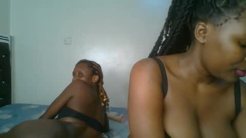 Snapshot of ebony_meeky chatting on September 11, 1:55 pm ebony_meeky online show from September 11, 1:55 pm