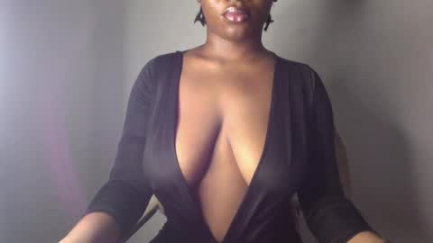 delilah online show from March 9, 2:29 am