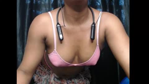 Queen online show from March 10, 8:29 am